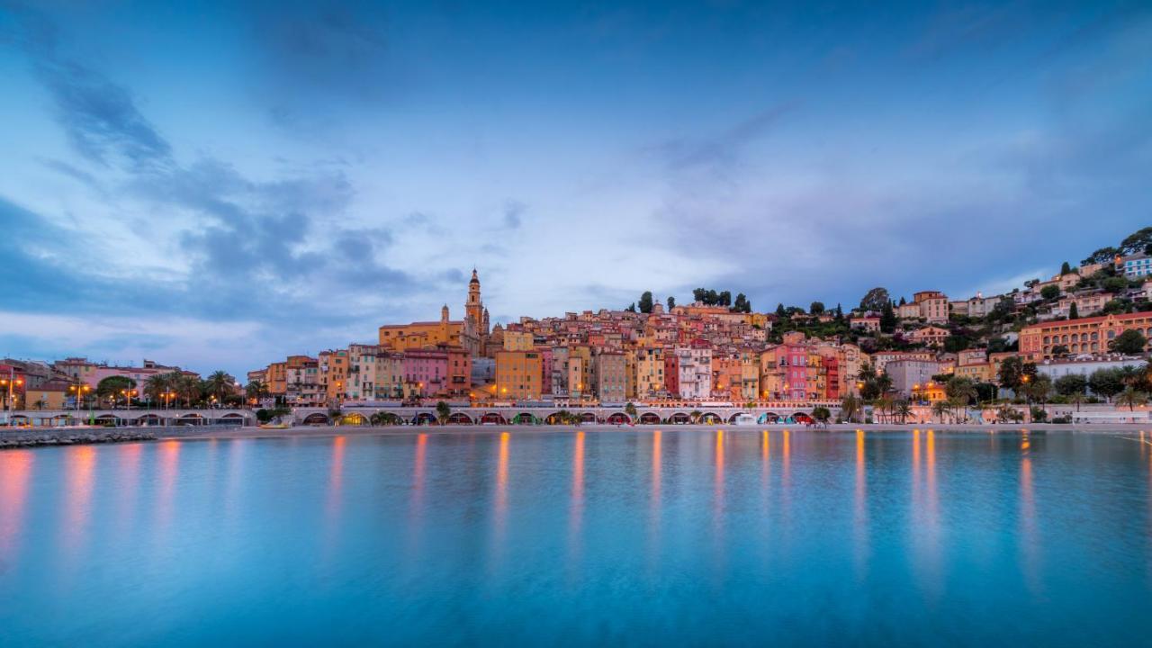 Joli Appart 29M2 En Vieille Ville Menton 2 Mins De La Mer Buitenkant foto